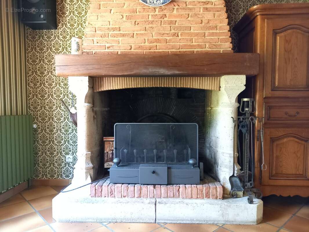 Maison à AULNAY-SUR-ITON