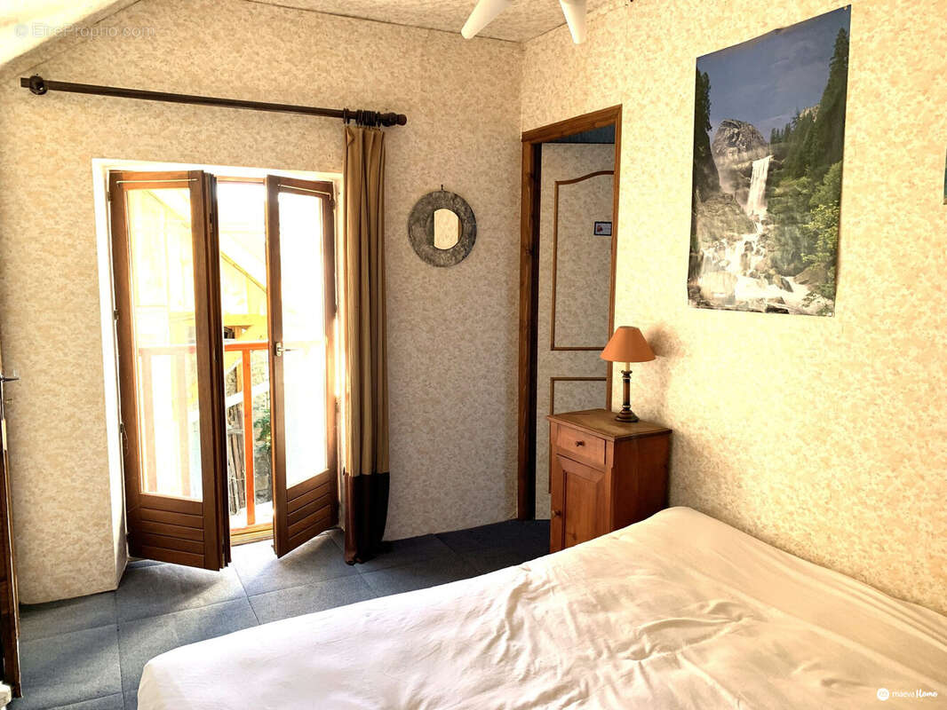 Maison à VALBONNAIS