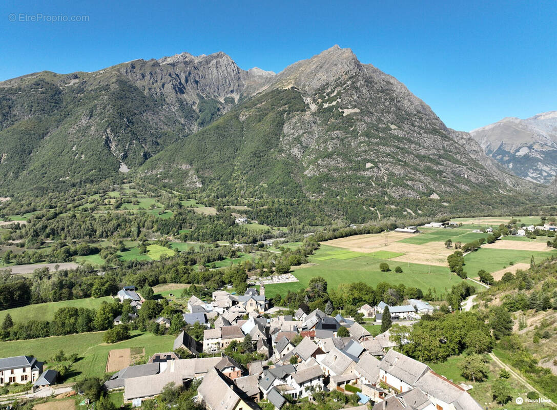 Maison à VALBONNAIS