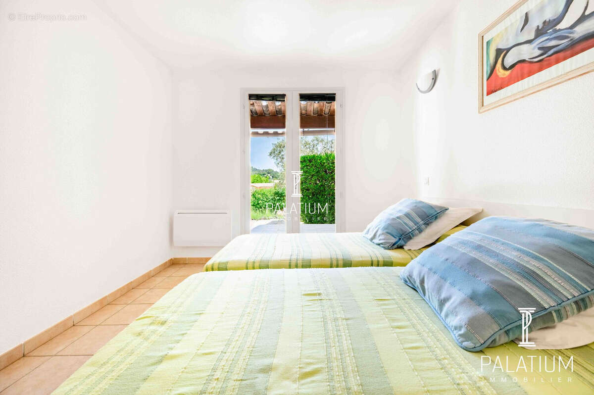 Maison à GREOUX-LES-BAINS