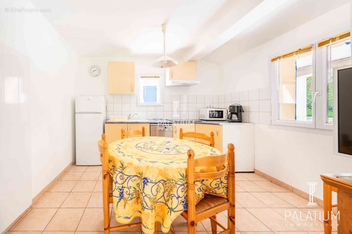 Maison à GREOUX-LES-BAINS