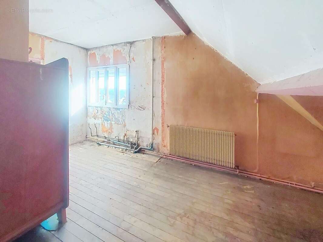 Photo 9 - Maison à OISSEL