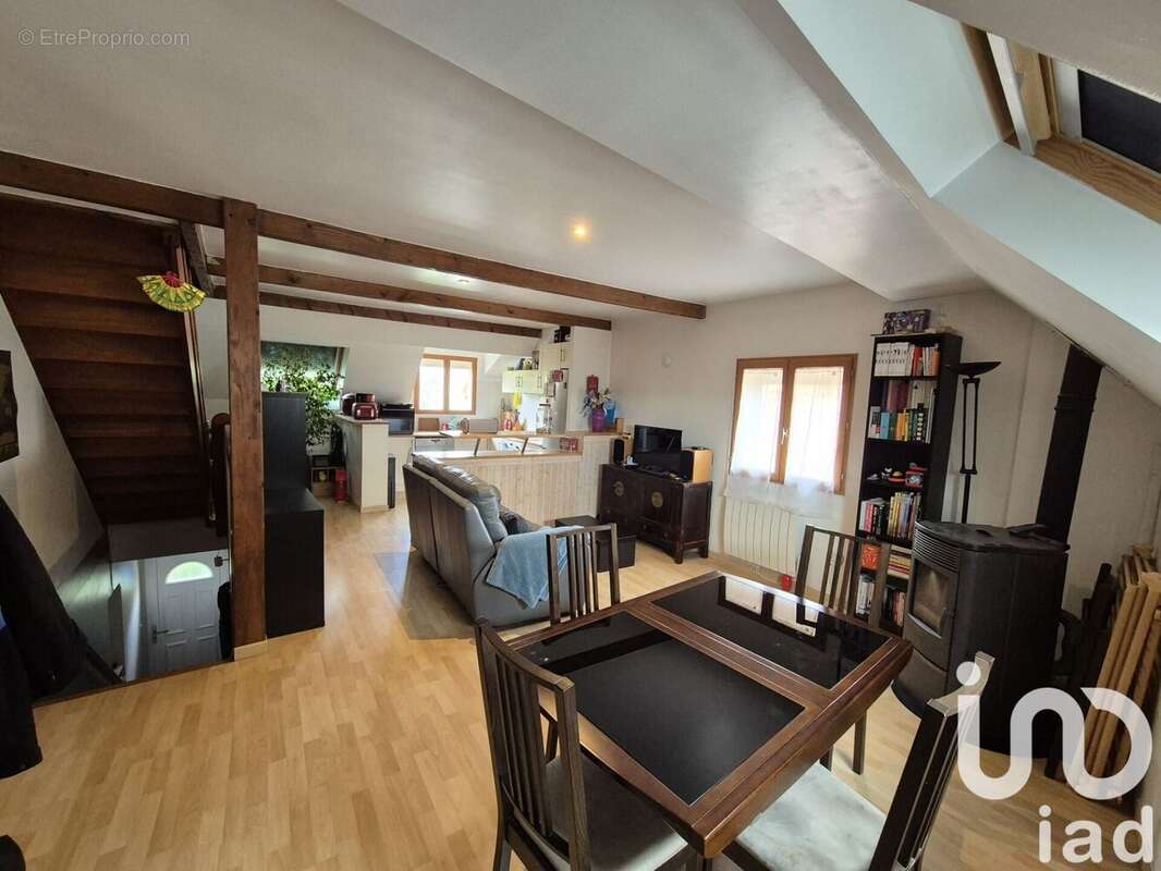 Photo 2 - Appartement à THORIGNY-SUR-MARNE