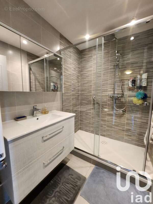 Photo 3 - Appartement à CARROS