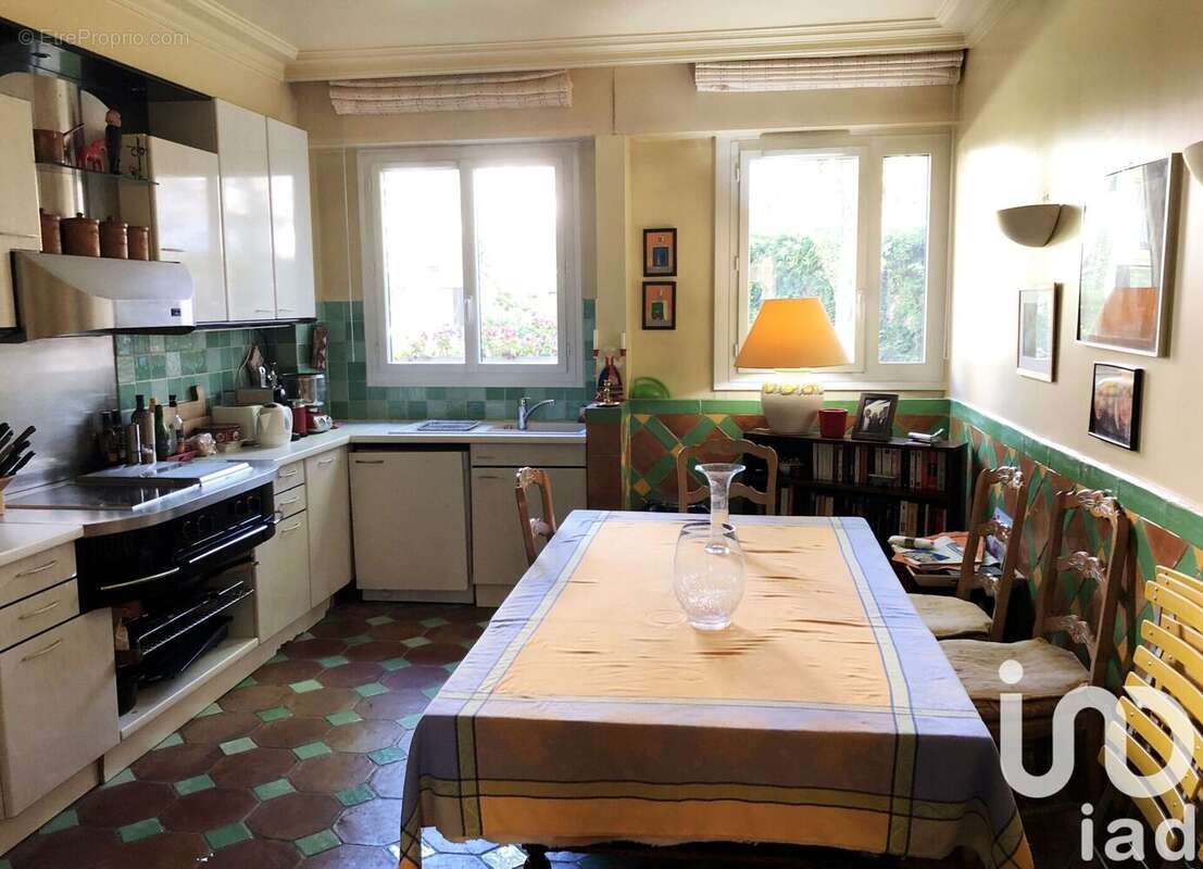 Photo 4 - Appartement à NEUILLY-SUR-SEINE