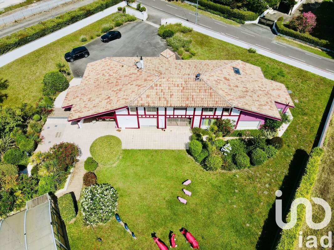 Photo 3 - Maison à SAUBION