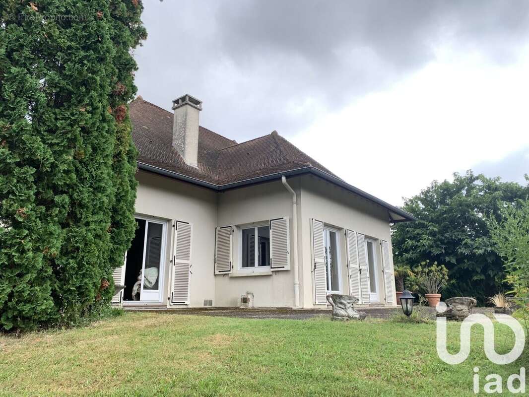 Photo 2 - Maison à THIERS