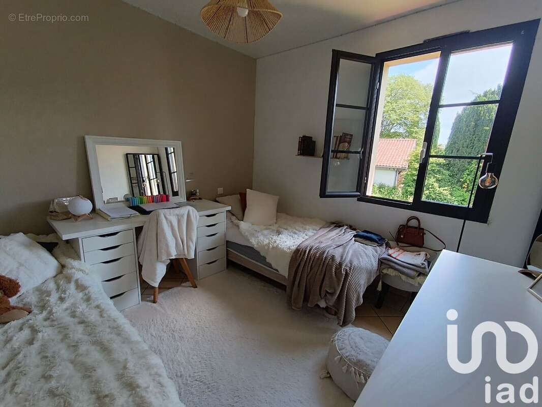 Photo 4 - Maison à SAINT-HILAIRE-DE-LUSIGNAN