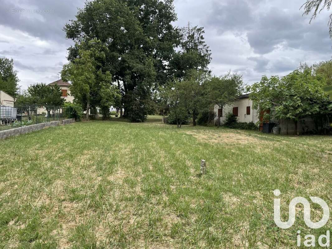 Photo 2 - Terrain à EVRY-GREGY-SUR-YERRE