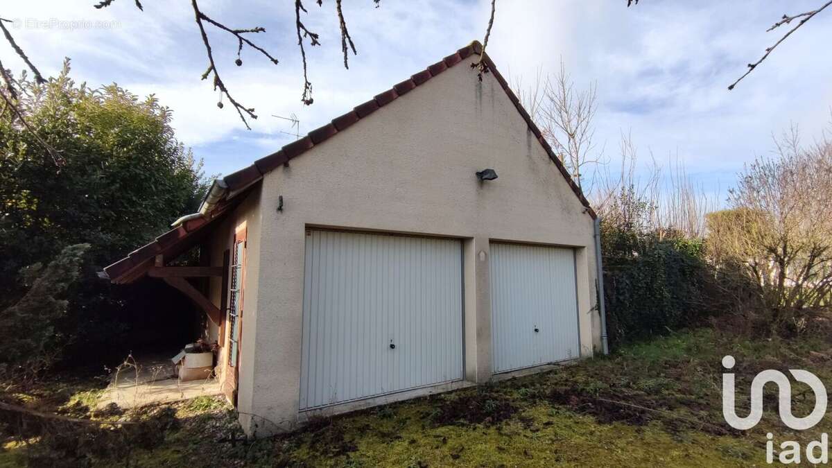 Photo 2 - Maison à LA CHAPELLE-SAINT-LUC