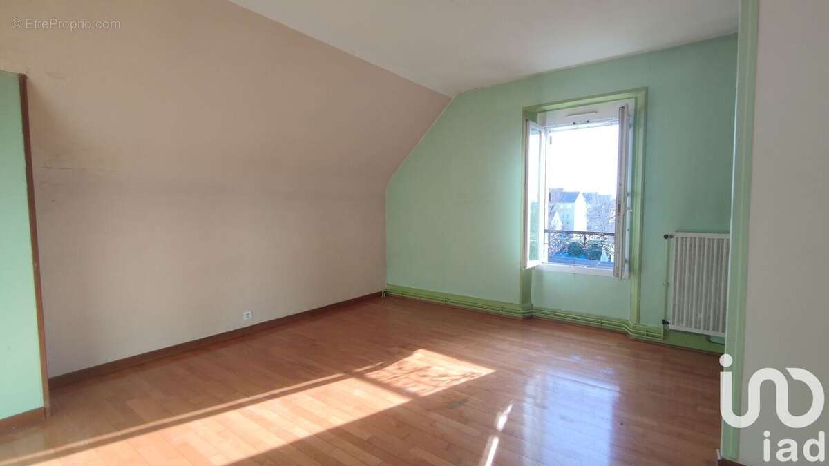 Photo 9 - Maison à LA CHAPELLE-SAINT-LUC