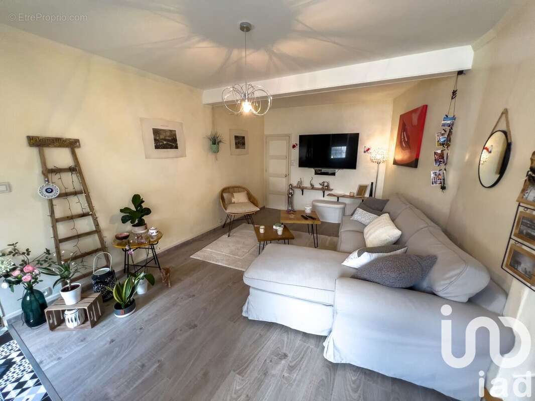 Photo 6 - Maison à VILLESENEUX