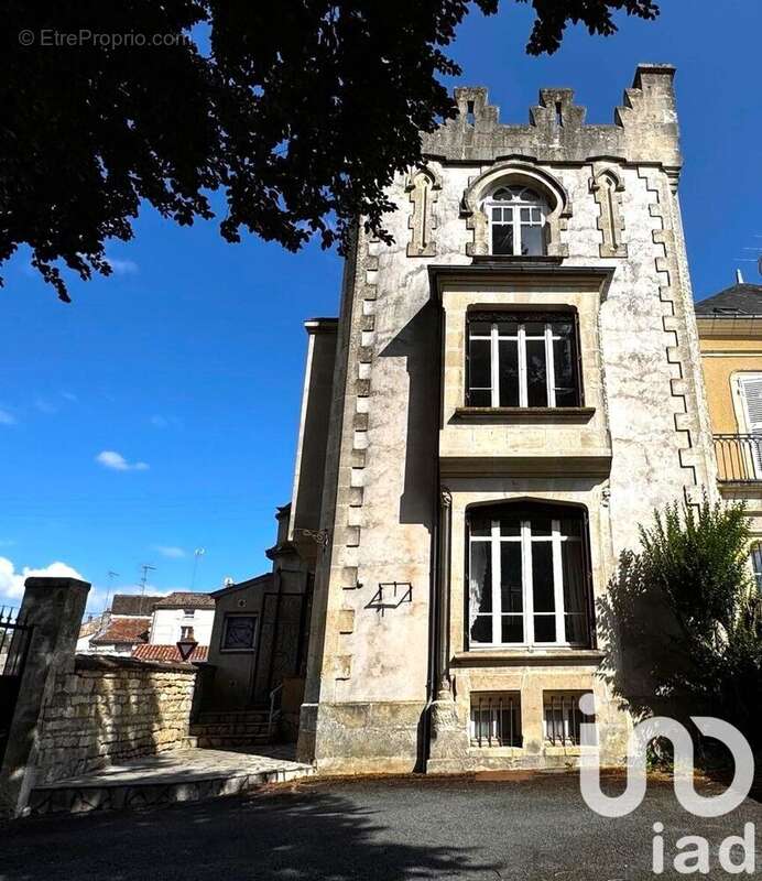 Photo 2 - Maison à FONTENAY-LE-COMTE