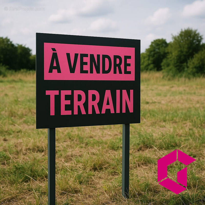 Terrain à SAINT-SAUVEUR-EN-RUE