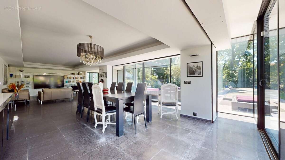 Maison à LE PLESSIS-TREVISE