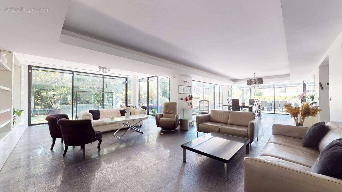 Maison à LE PLESSIS-TREVISE