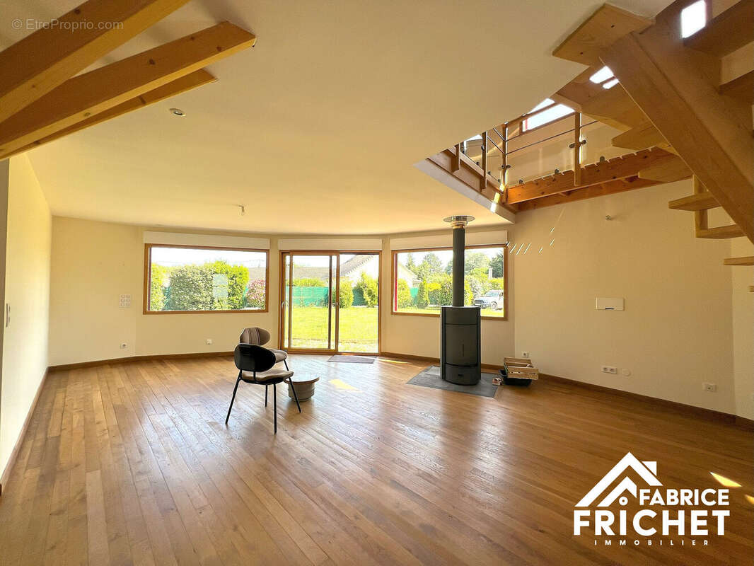 Maison à PACY-SUR-EURE