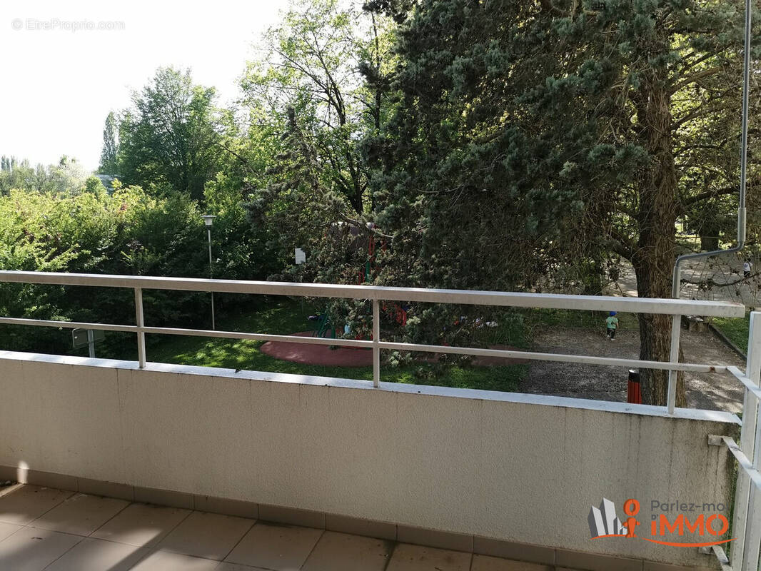 Appartement à MEYLAN