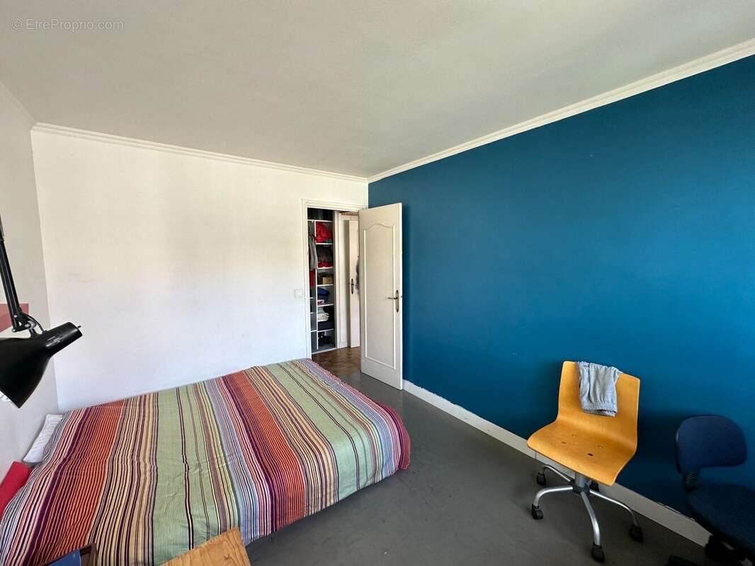 Appartement à SURESNES