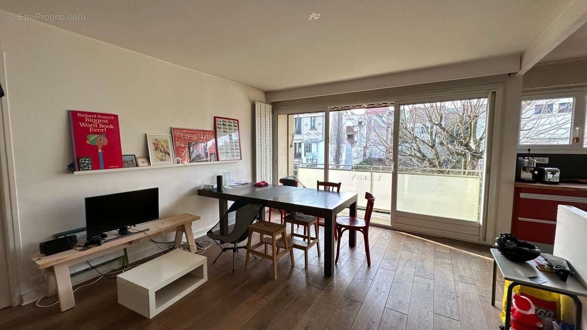 Appartement à SURESNES