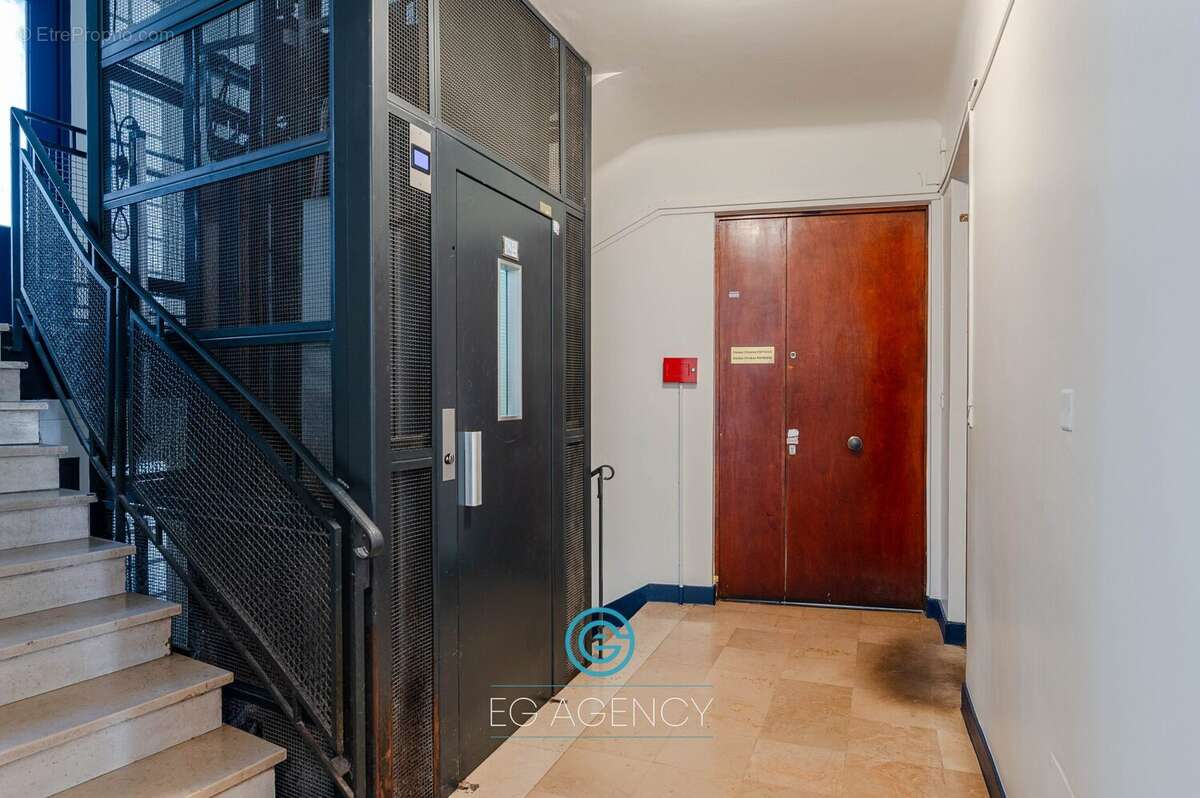 Appartement à MARSEILLE-8E