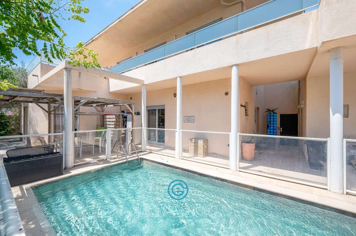 Maison à MARSEILLE-8E