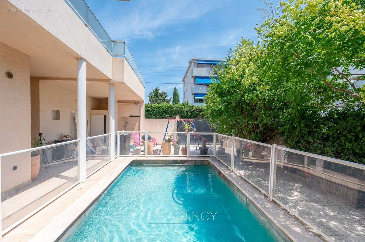 Maison à MARSEILLE-8E