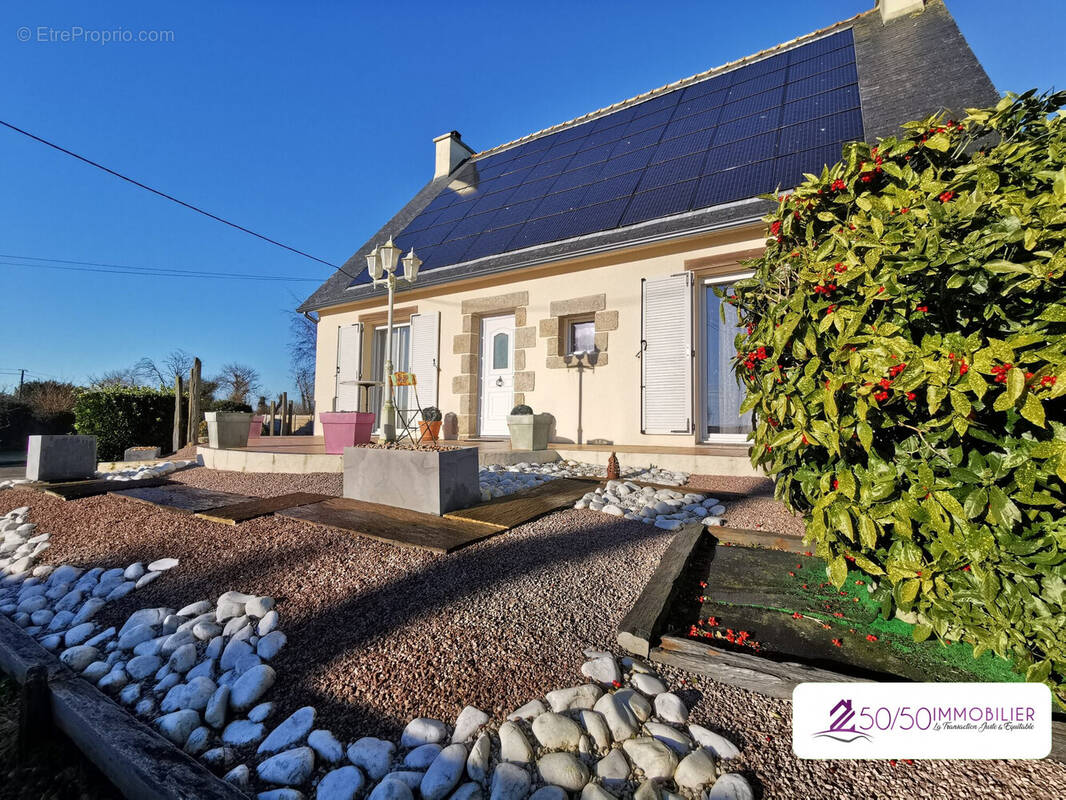 Maison à LE DRENNEC