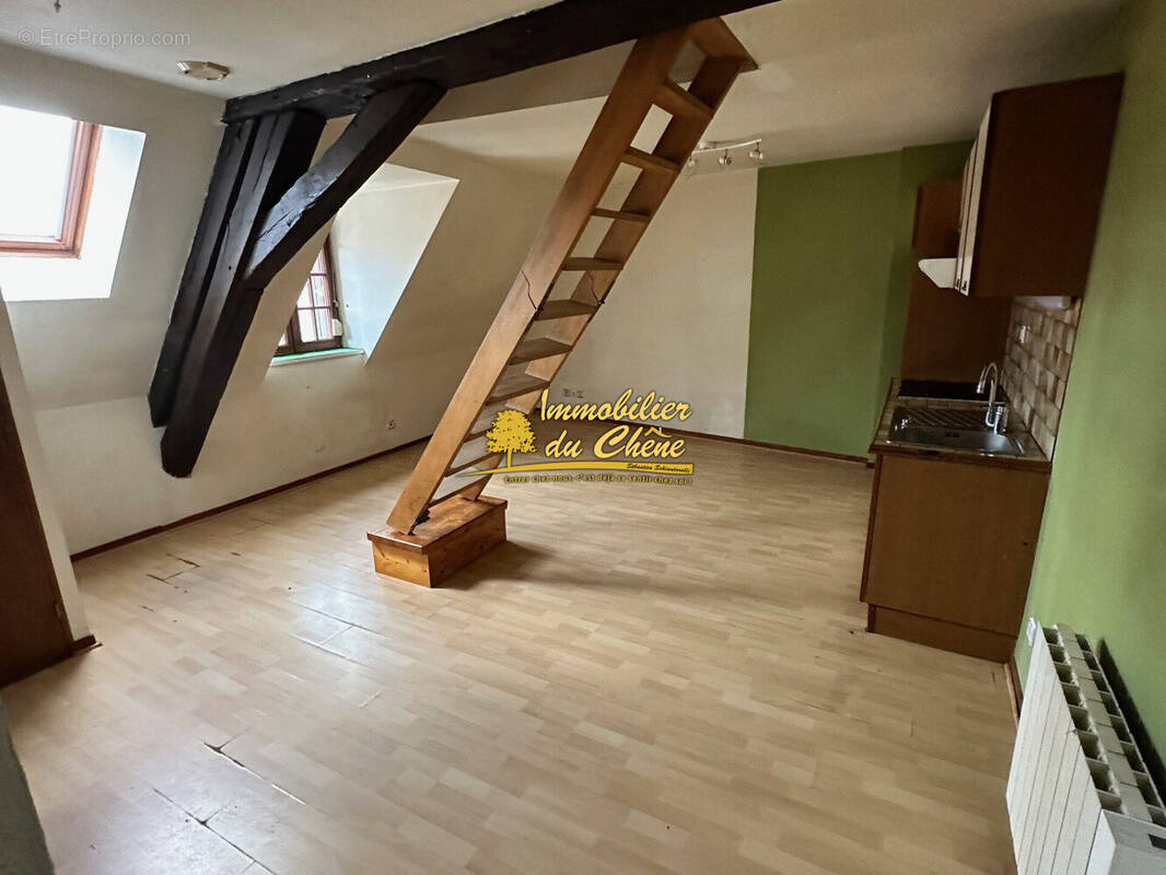 Appartement à LUXEUIL-LES-BAINS