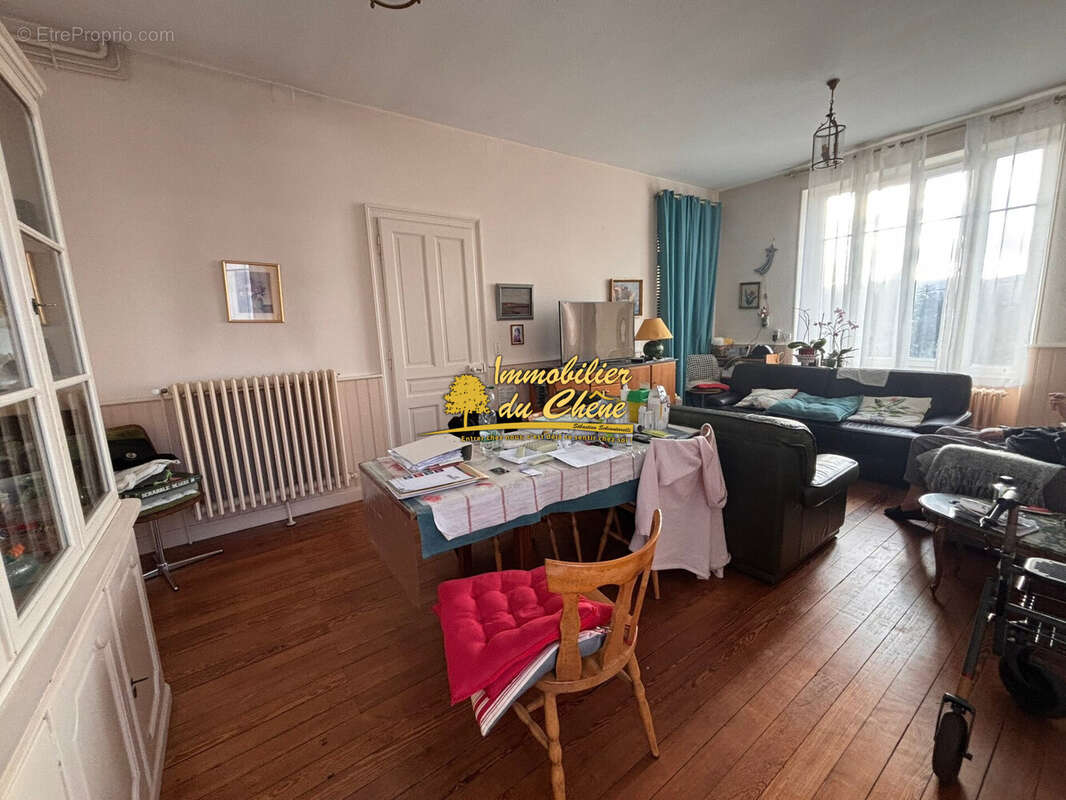 Maison à FOUGEROLLES