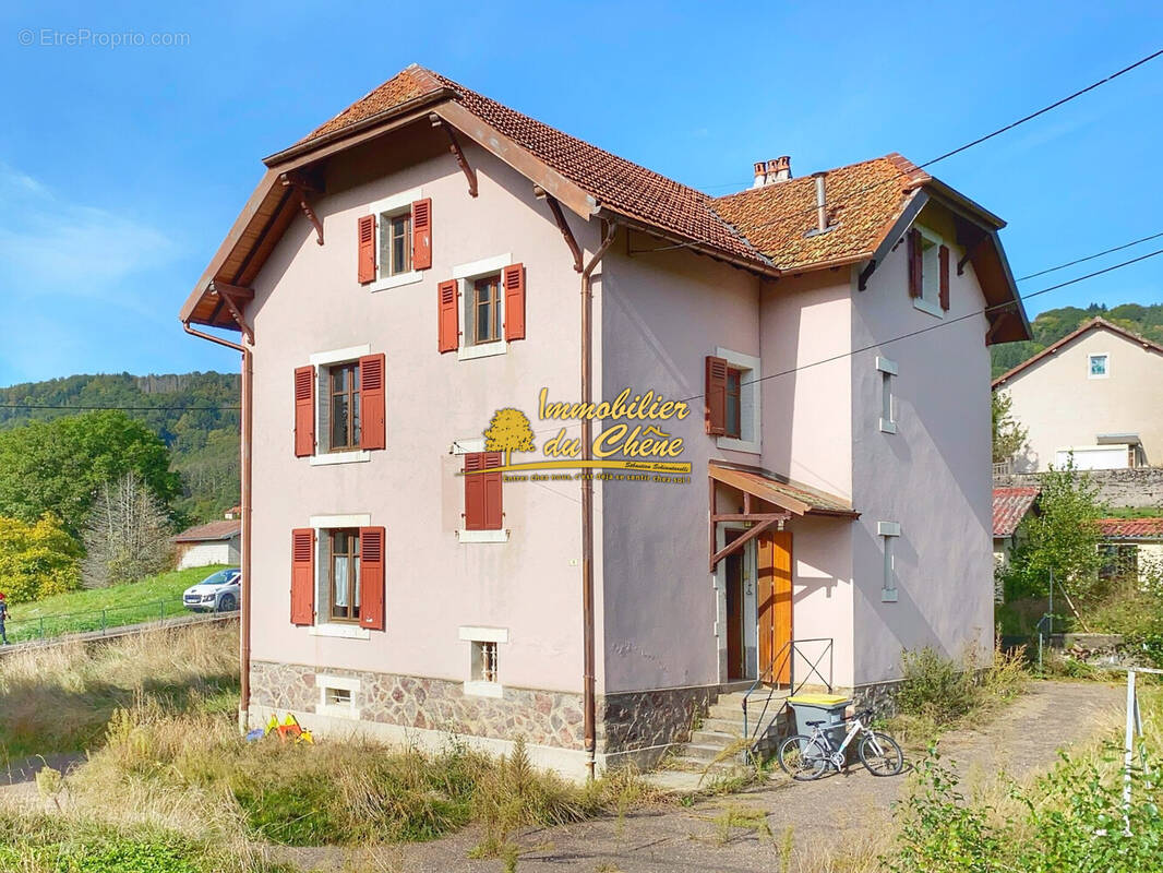 Maison à HAUT-DU-THEM-CHATEAU-LAMBERT