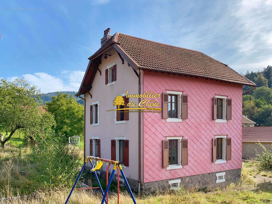 Maison à HAUT-DU-THEM-CHATEAU-LAMBERT