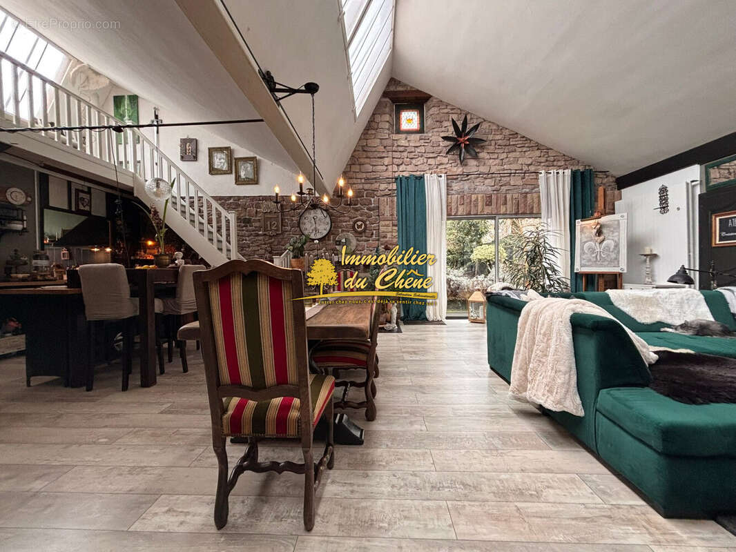 Maison à LUXEUIL-LES-BAINS