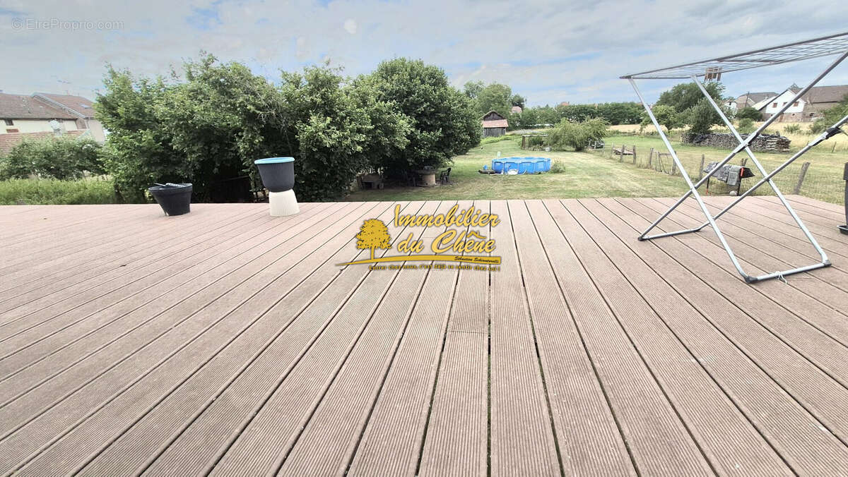 Maison à SAINT-LOUP-SUR-SEMOUSE