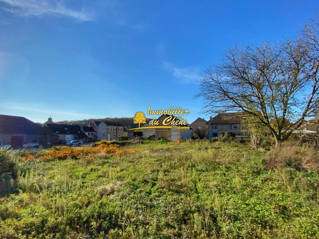 Terrain à ATHESANS-ETROITEFONTAINE