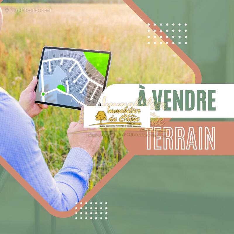 Terrain à FONTAINE-LES-LUXEUIL