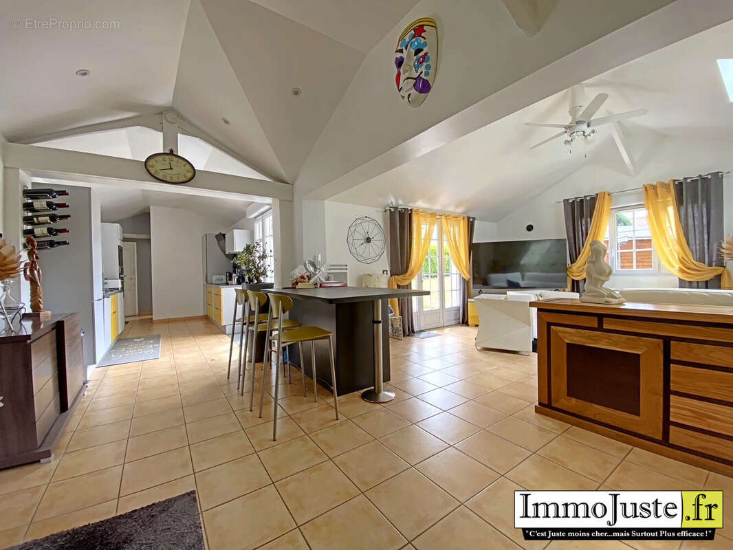 Maison à MONTFORT-L'AMAURY