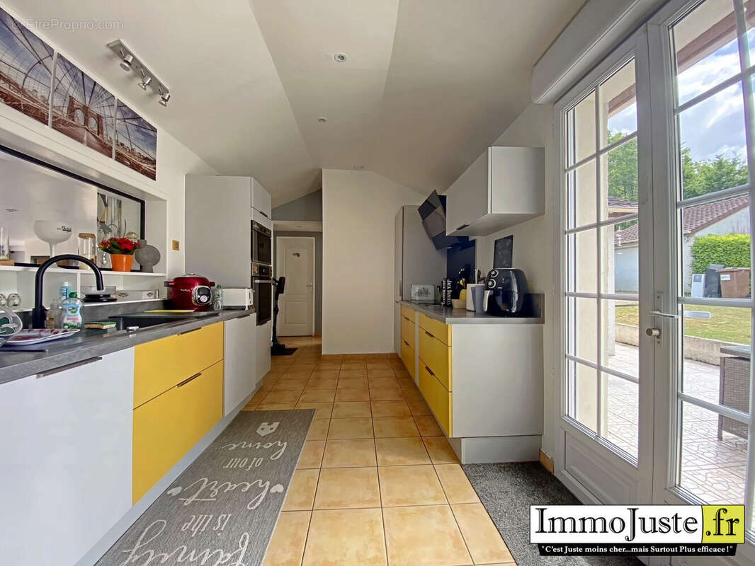 Maison à MONTFORT-L'AMAURY