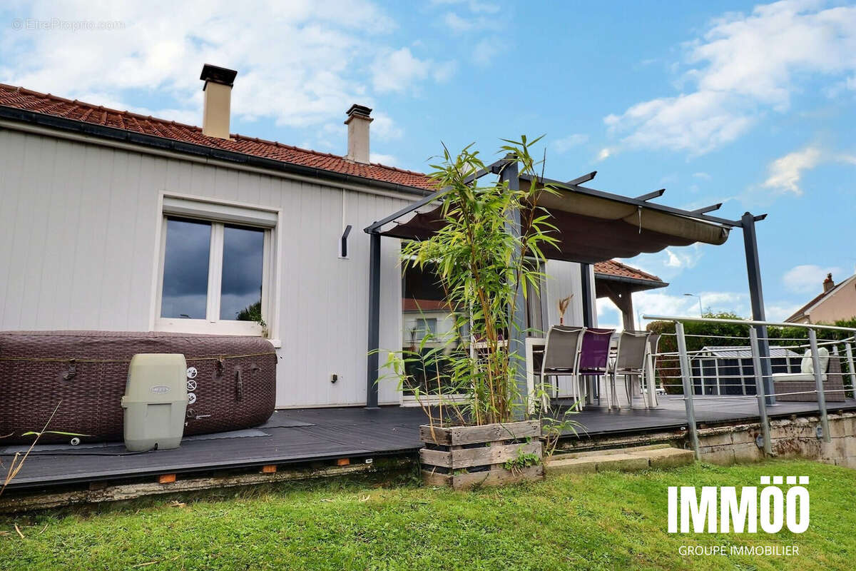 Maison à SAINT-JEAN-DU-CARDONNAY