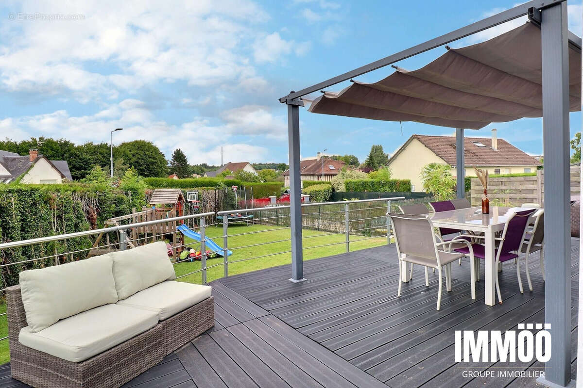 Maison à SAINT-JEAN-DU-CARDONNAY