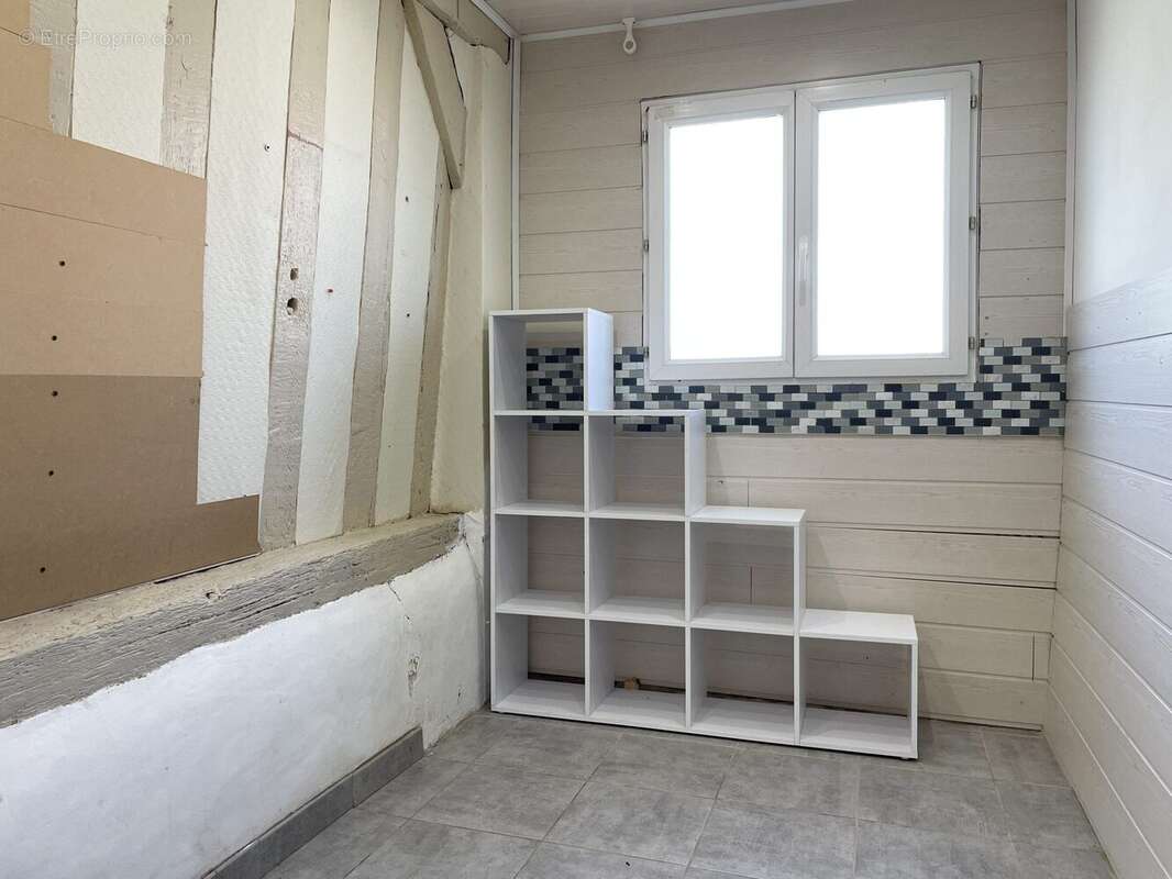 Dressing - Maison à NOGENT-LE-BERNARD