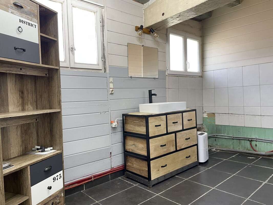 Salle de bains - Maison à NOGENT-LE-BERNARD