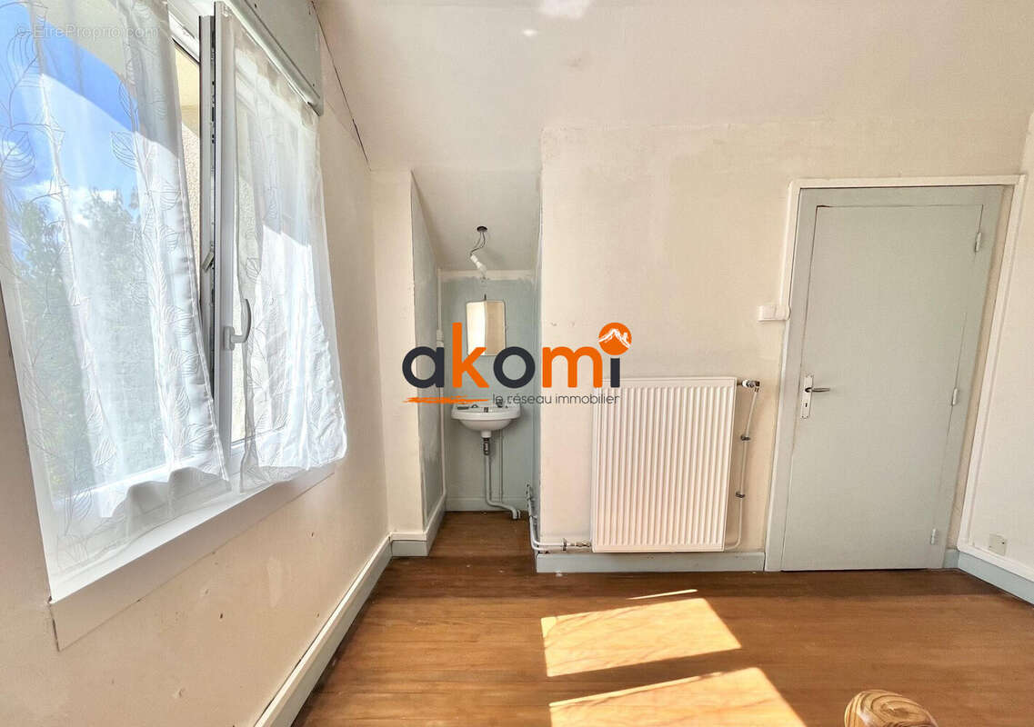 Chambre - Maison à LA VOIVRE