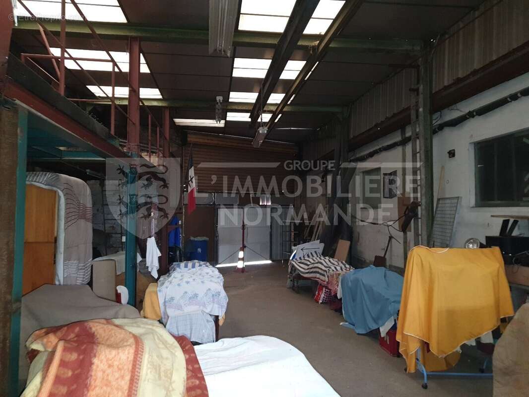 Commerce à LOUVIERS