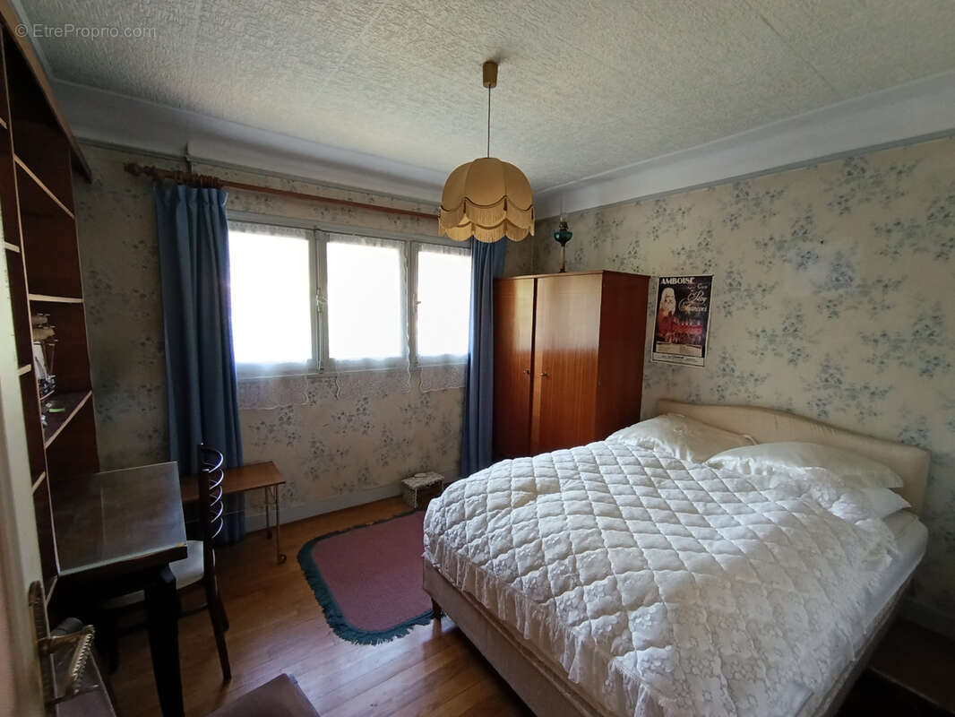 Maison à BURES-SUR-YVETTE