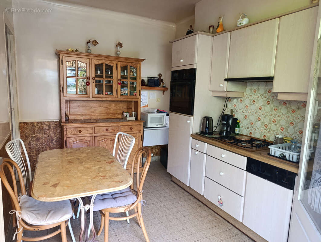 Maison à BURES-SUR-YVETTE