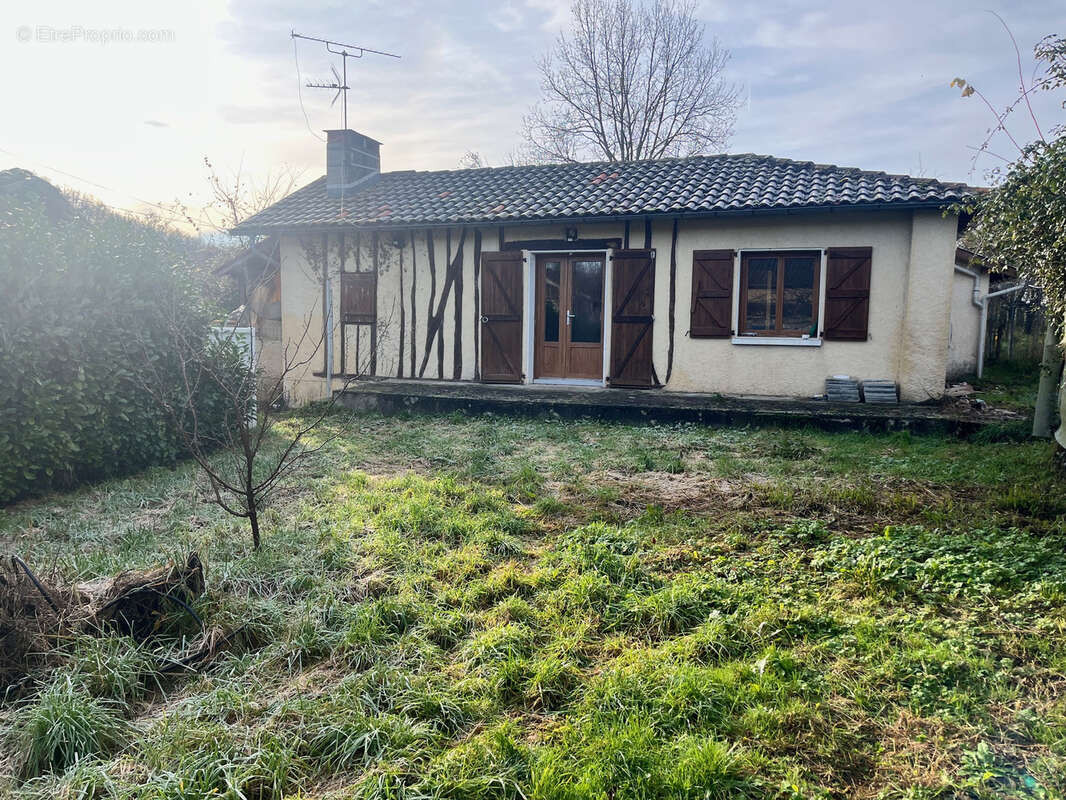 Maison à L&#039;ISLE-EN-DODON