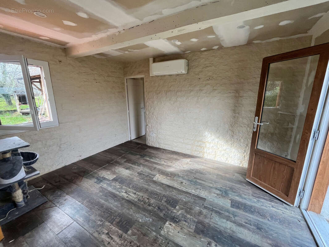 Maison à L&#039;ISLE-EN-DODON