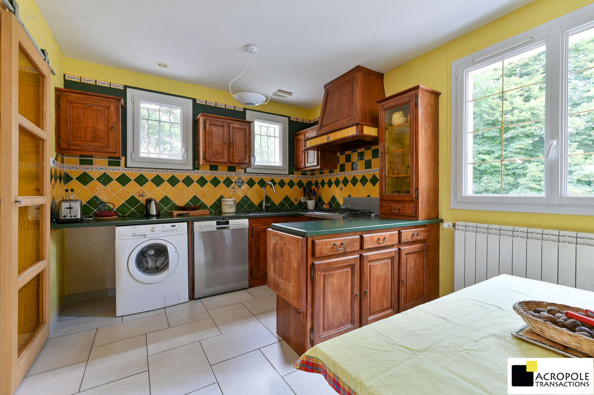 Maison à SOUCIEU-EN-JARREST