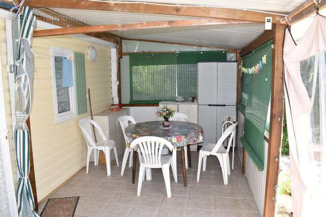 Terrain à SAINT-GEORGES-D&#039;OLERON